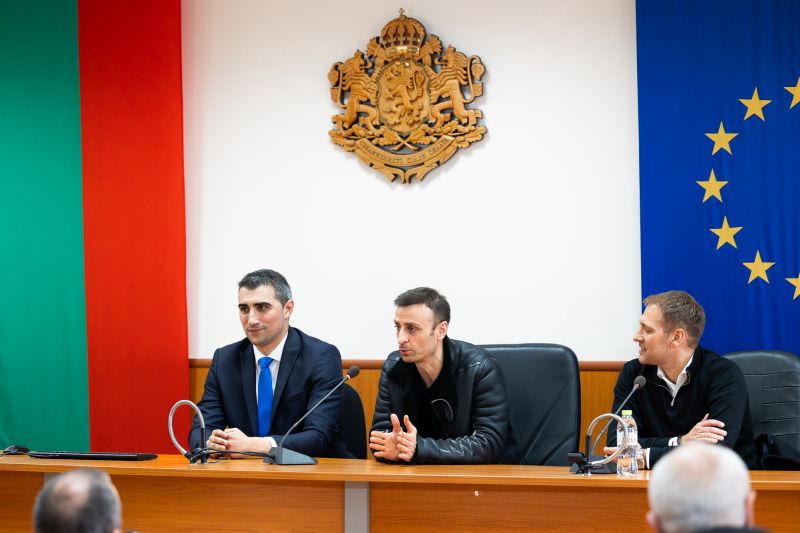 Петър Куленски посрещна Димитър Бербатов и Стилян Петров в Пазарджик