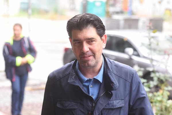 Общинският съветник на БСП Иван Таков обвини ръководството на БСП в саботаж на европейските избори