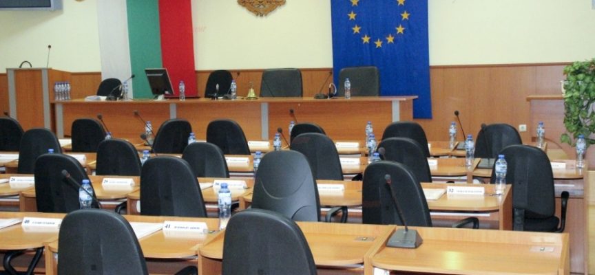 Иван Папазов напусна групата „Заедно за силна община” в градския парламент
