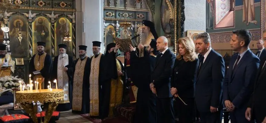 Батак и политиците си взеха последно довиждане с Ангел Марин